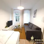 Ruhiges Hinterhof Apartment im Herzen der Neustadt
